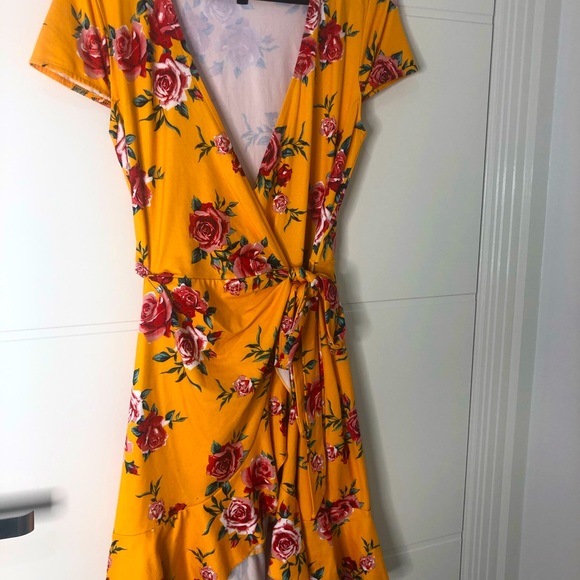 Wrap dress - Picture 2 of 2